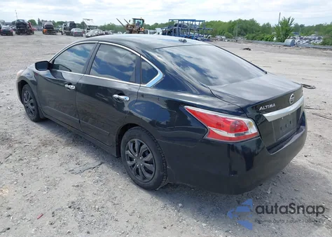 2015 Nissan Altima 2.5 S z USA, uszkodzony, nr VIN 1N4AL3AP2FN401804